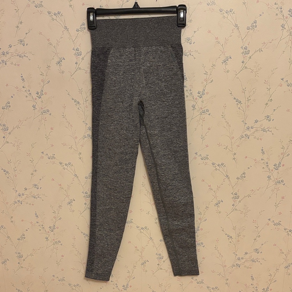 Gray Gymshark Leggings